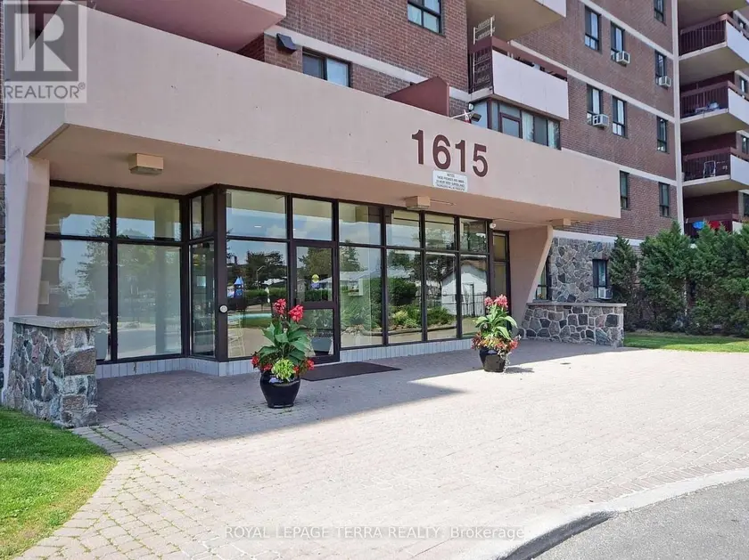 Apartment at 305 - 1615 BLOOR STREET E, Mississauga