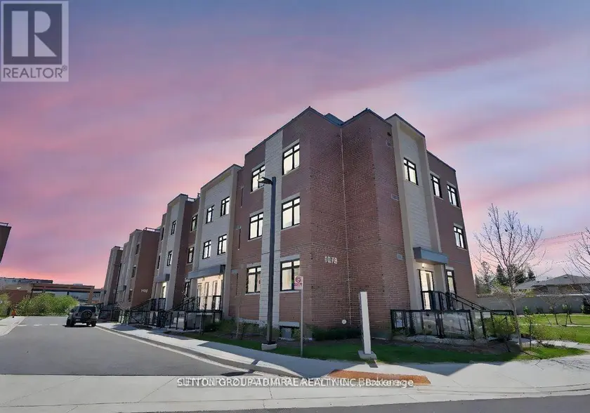 Townhouse at 1062 DOUGLAS MCCURDY COMMON, Mississauga