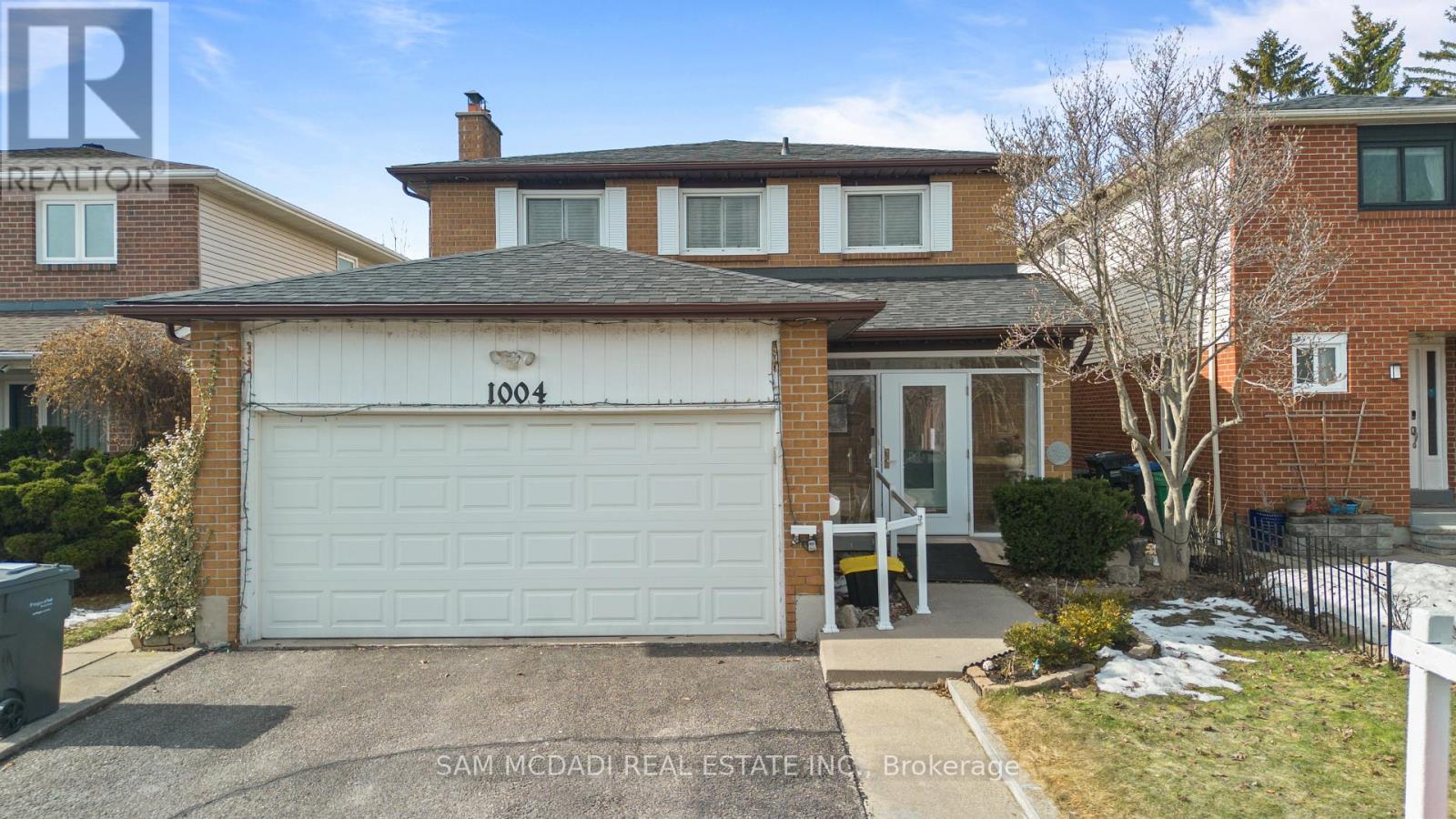 Detached at 1004 QUEENSBRIDGE DRIVE, Mississauga (Creditview)