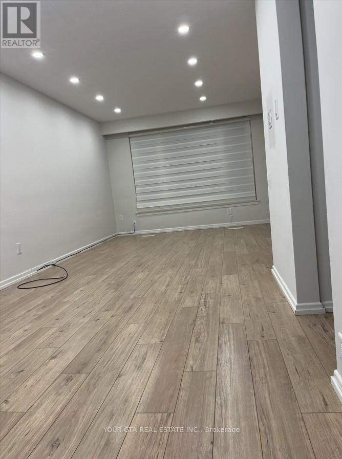 Semi-Detached/Link at UPPER - 1867 SANDGATE CRESCENT, Mississauga (Clarkson)