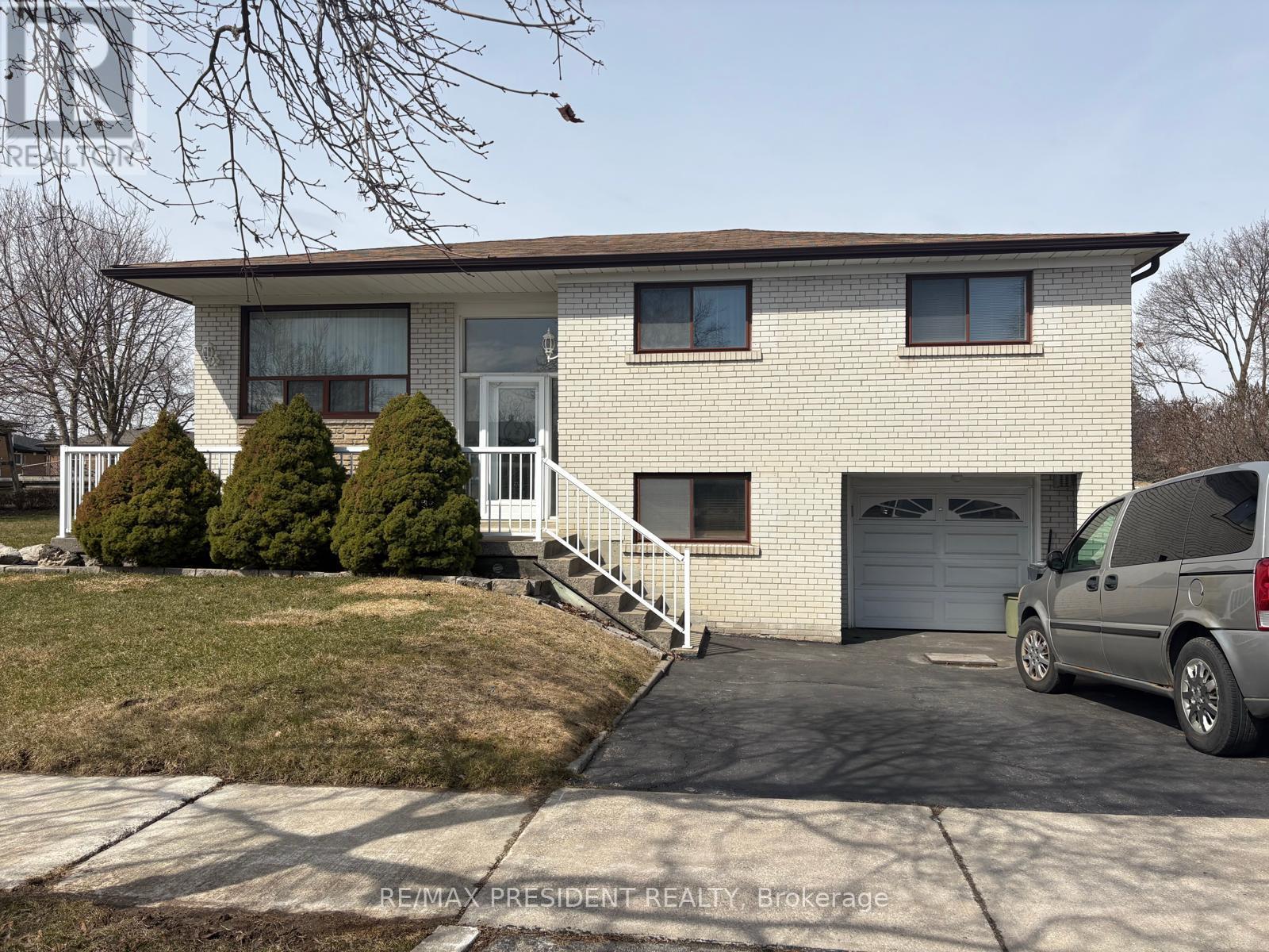 Detached at 3759 BAYSWATER CRESCENT, Mississauga (Malton)