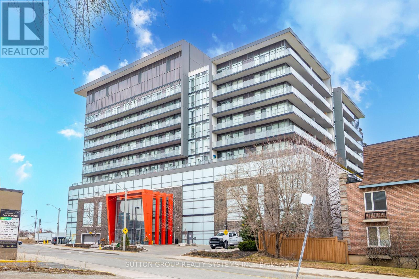 Apartment at 734 - 15 JAMES FINLAY WAY, Toronto (Downsview-Roding-CFB)