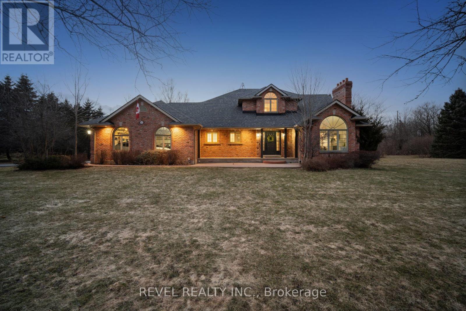 Detached at 2255 MOHAWK TRAIL, Milton (Campbellville)