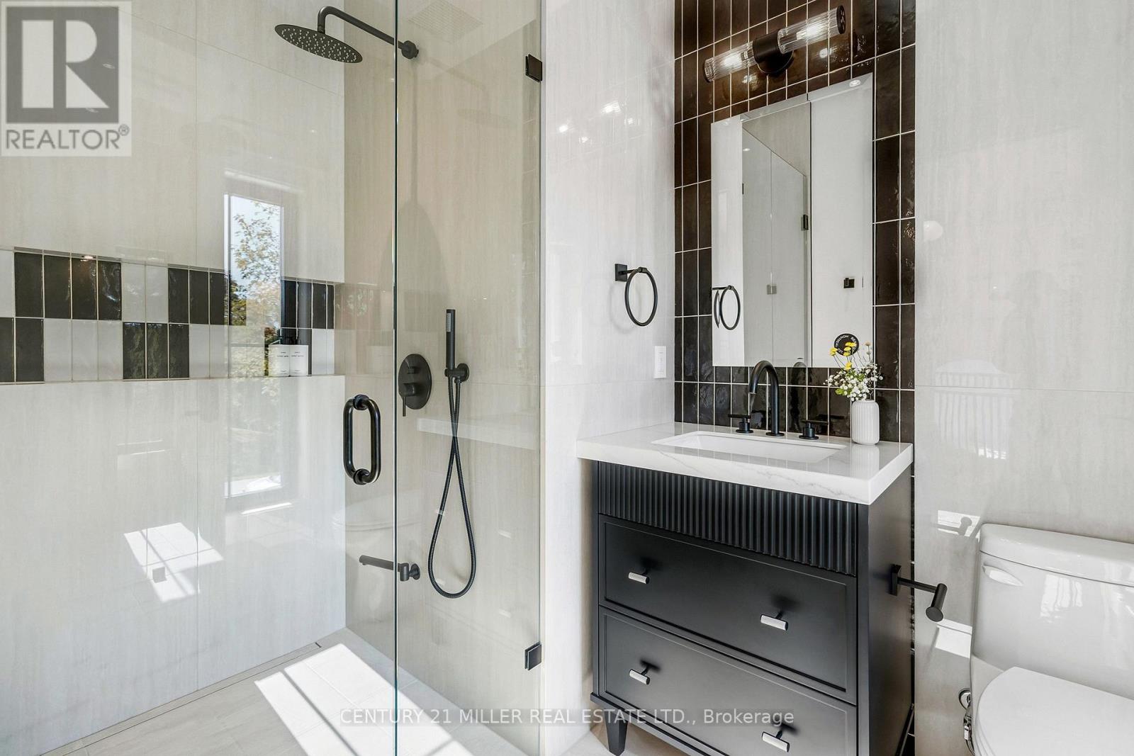 Detached at 517 STAFFORD DRIVE, Oakville