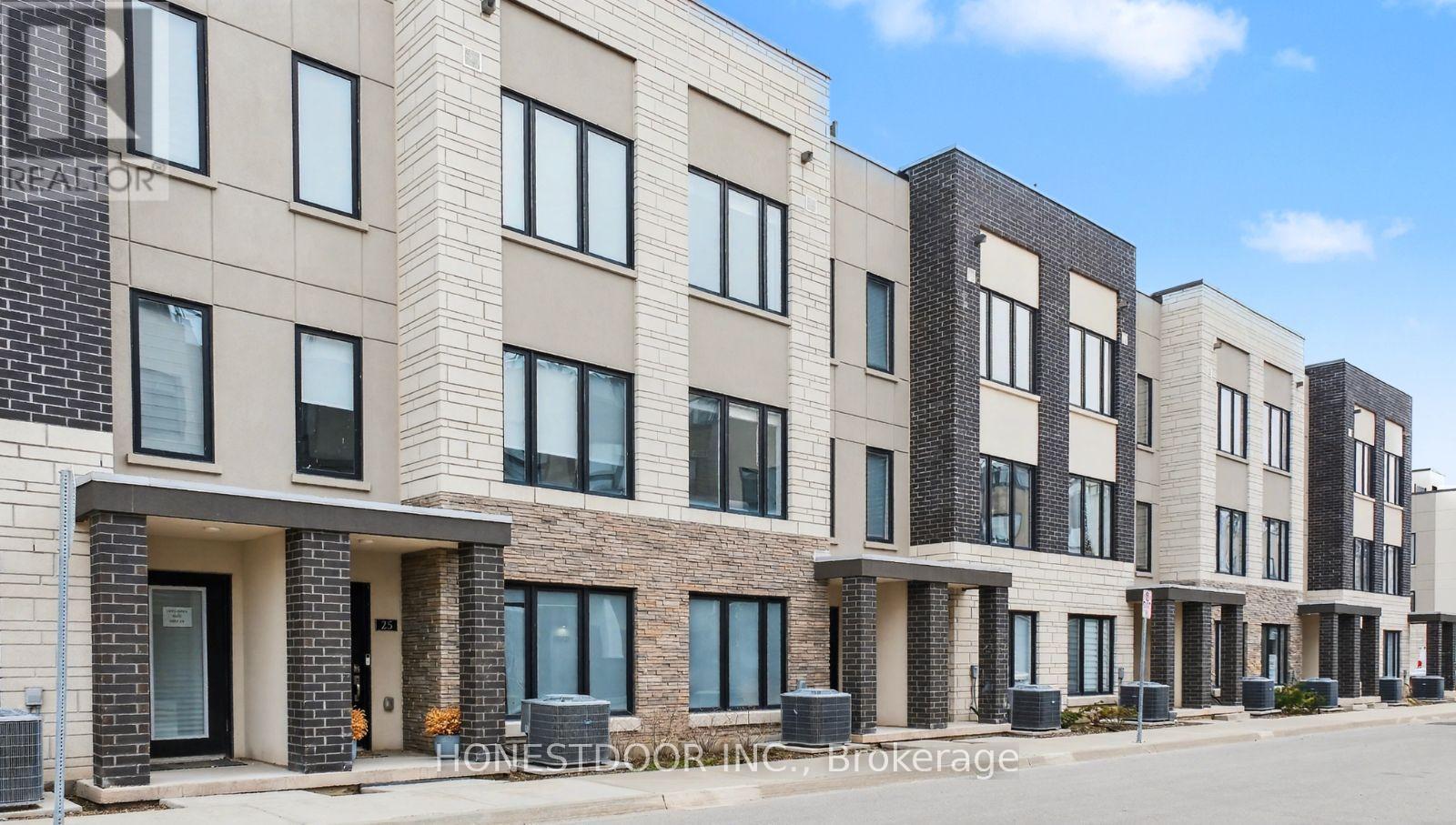 Townhouse at 26 - 1095 COOKE BOULEVARD, Burlington (LaSalle)