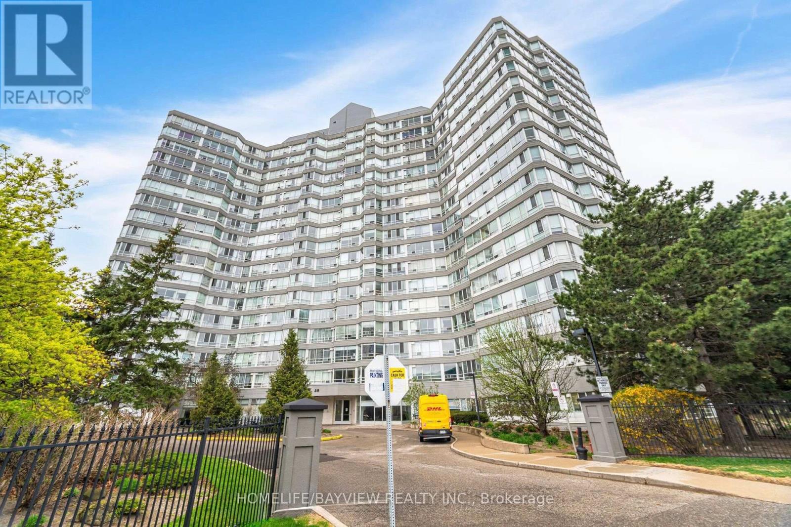 Apartment at 1508 - 50 KINGSBRIDGE GARDEN CIRCLE, Mississauga (Hurontario)