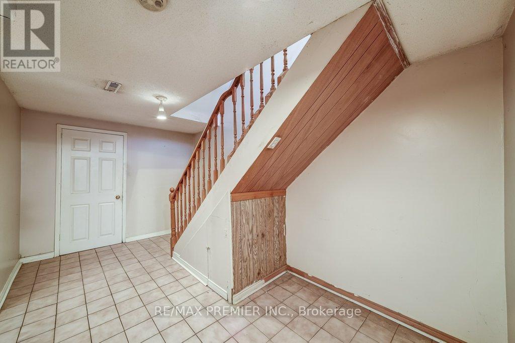 Detached at 334 RIMILTON AVENUE, Toronto