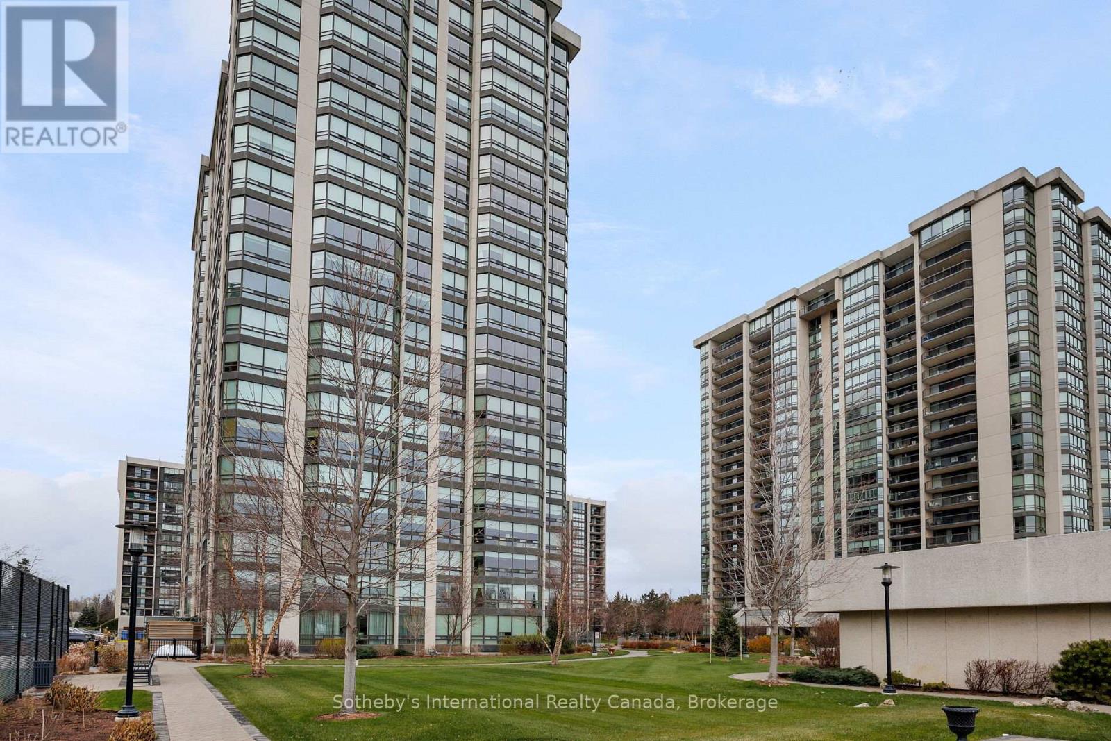 Apartment at 1107 - 2180 MARINE DRIVE, Oakville (BR Bronte)