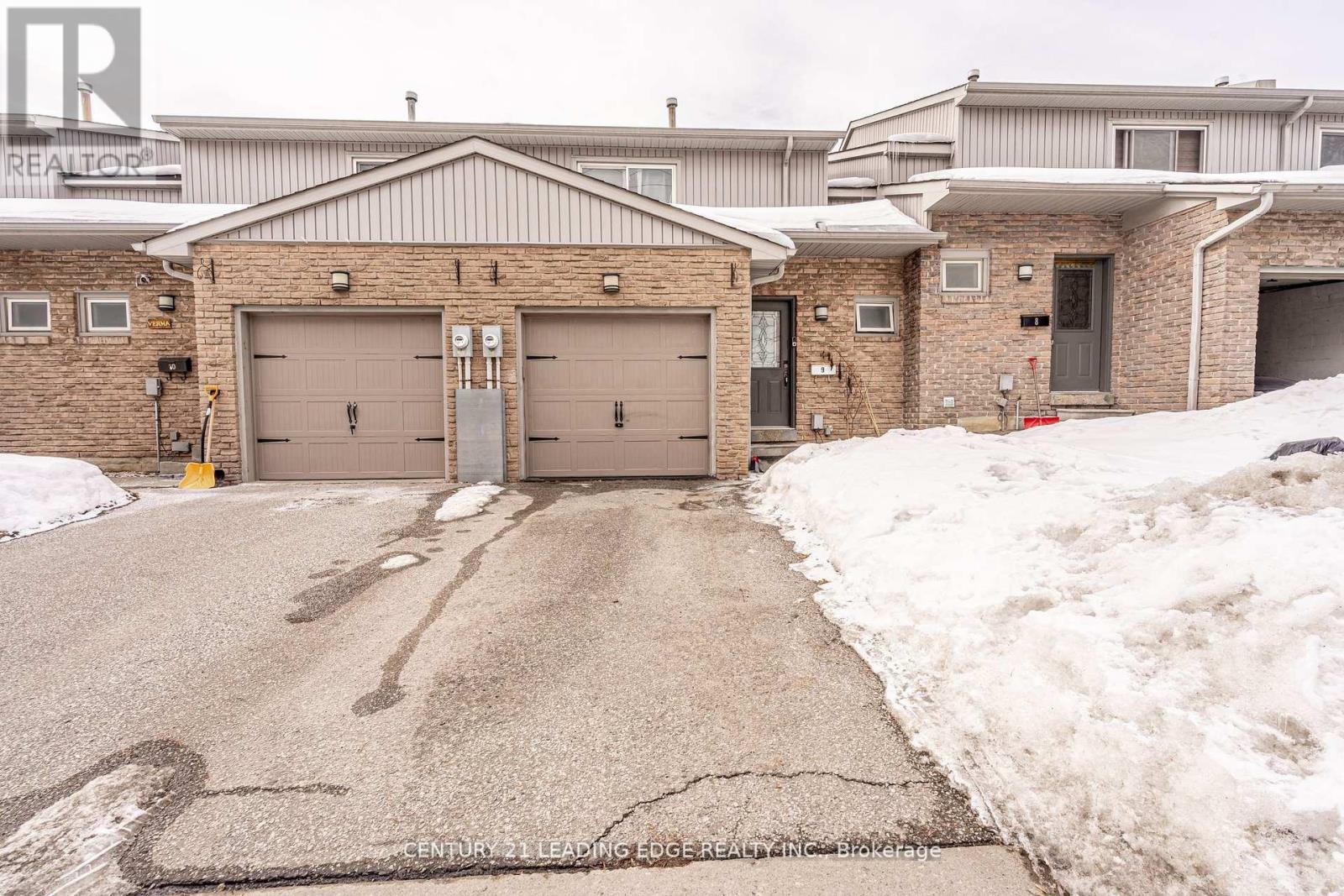 Townhouse at 9 - 399 VODDEN STREET E, Brampton (Madoc)