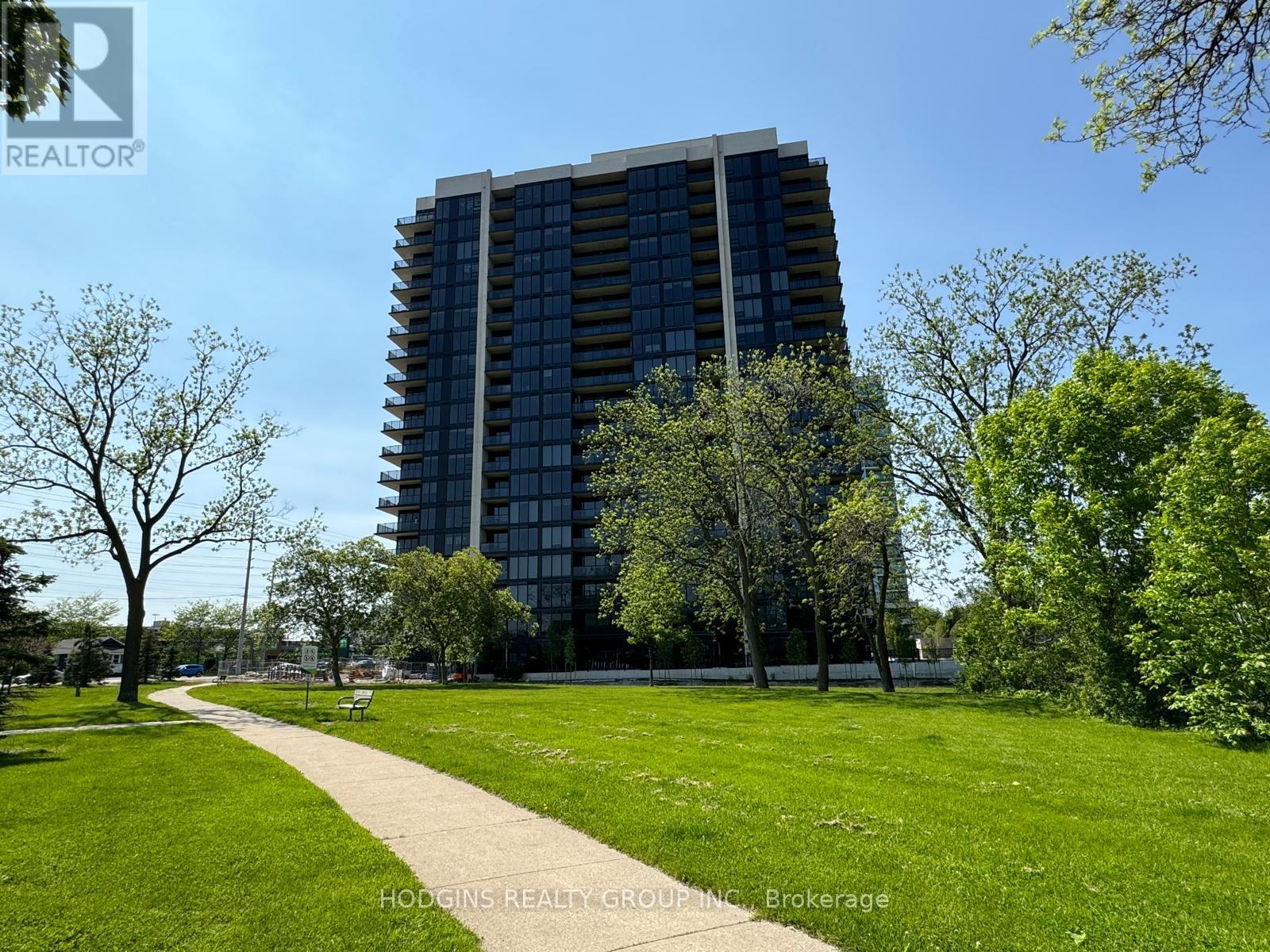 Apartment at 1714 - 1035 SOUTHDOWN ROAD, Mississauga