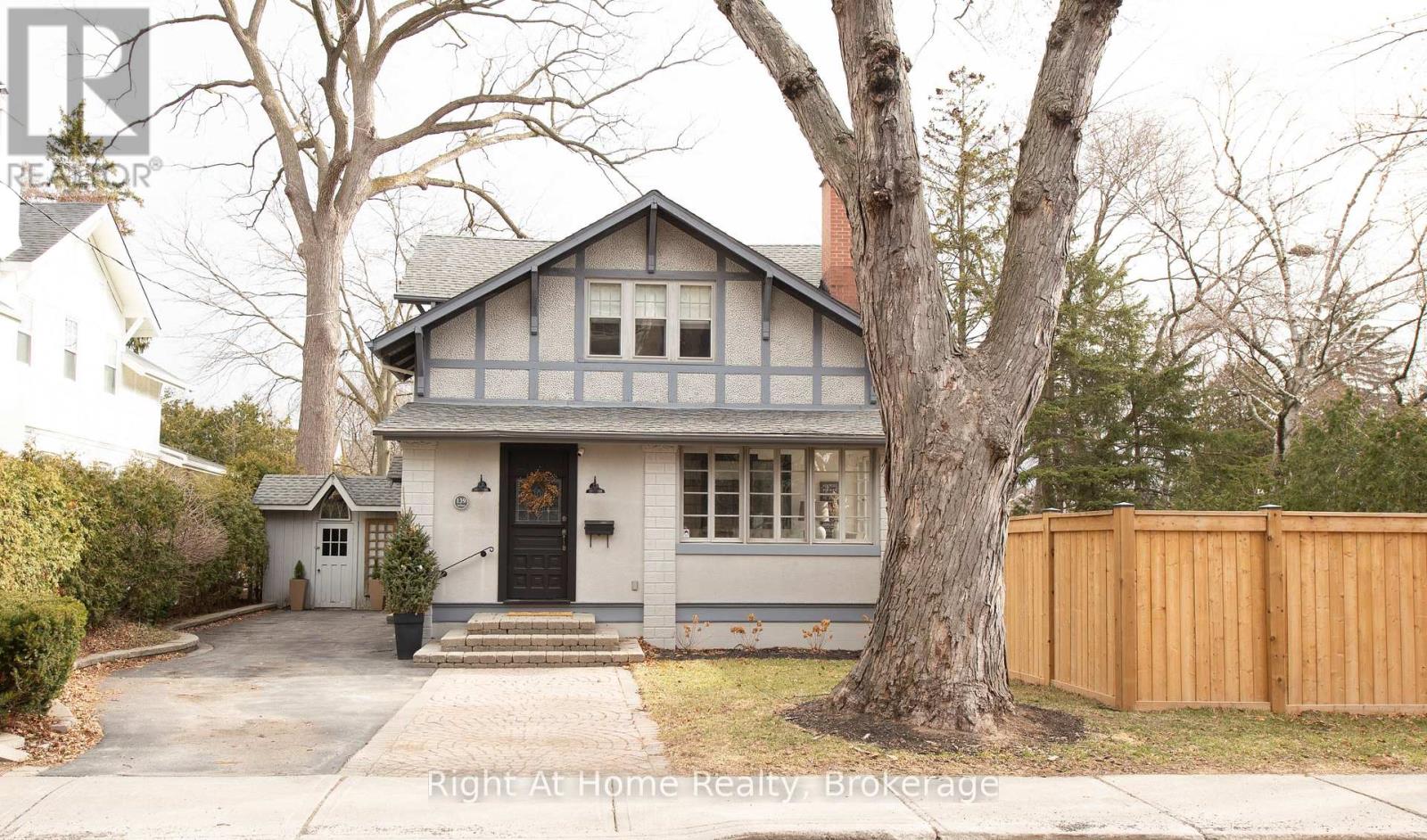 Detached at 139 ALLAN STREET, Oakville (OO Old Oakville)