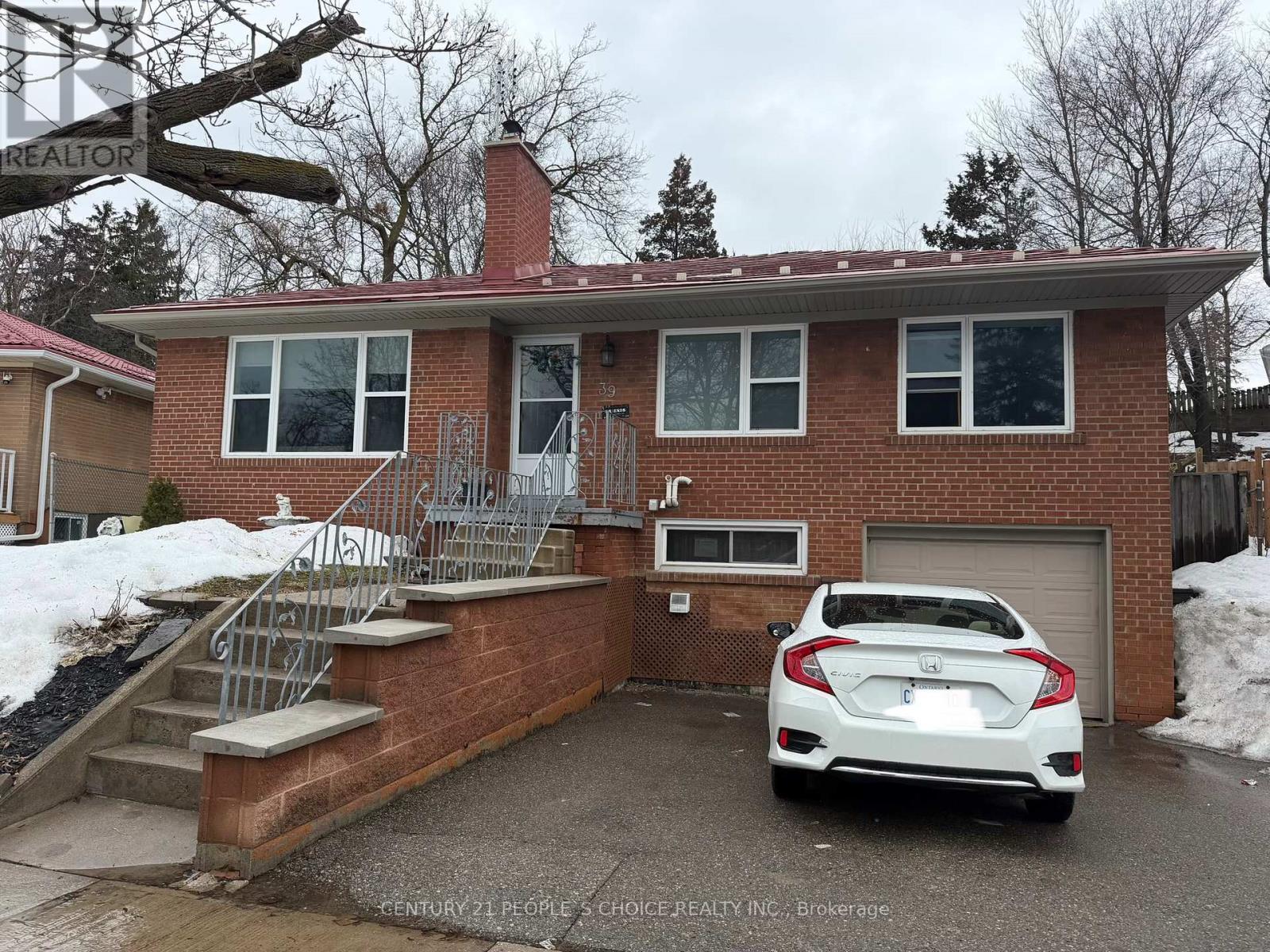 Detached at 39 MEADOWLAND DRIVE, Brampton (Brampton East)