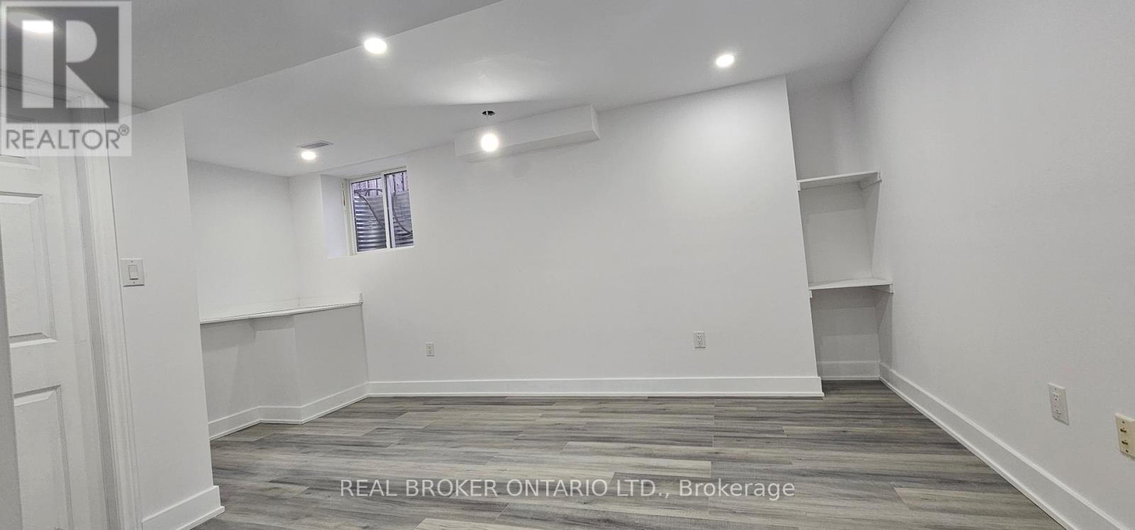 Detached at BASEMENT A - 1296 ELLENTON CRESCENT, Milton
