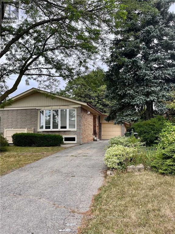 Detached at LOWER #2 - 164 RICHARD CLARK DRIVE, Toronto (Downsview-Roding-CFB)