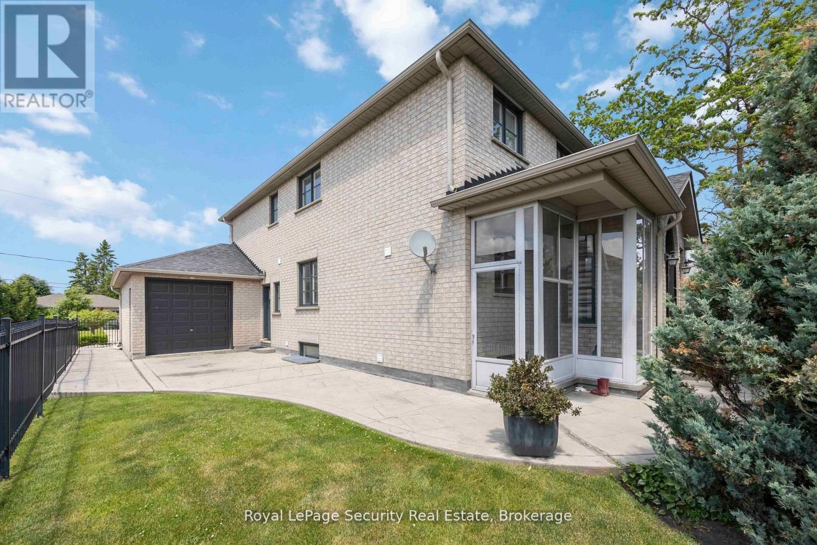 Detached at 27 GAYDON AVENUE, Toronto