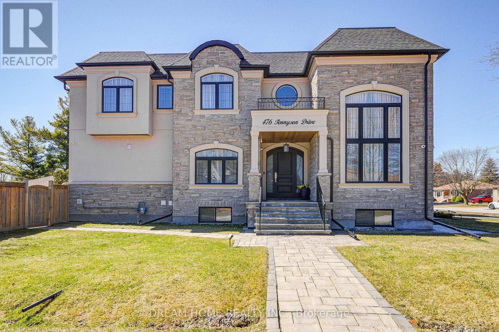 Detached at 476 TENNYSON DRIVE, Oakville (WO West)