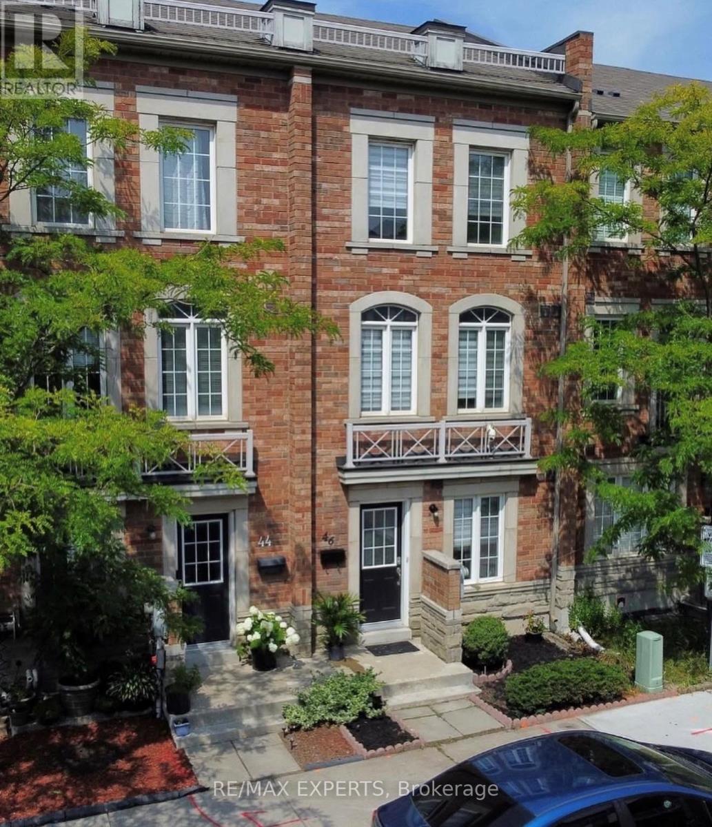 Townhouse at 46 JOSEPH GRIFFITH LANE, Toronto (Downsview-Roding-CFB)