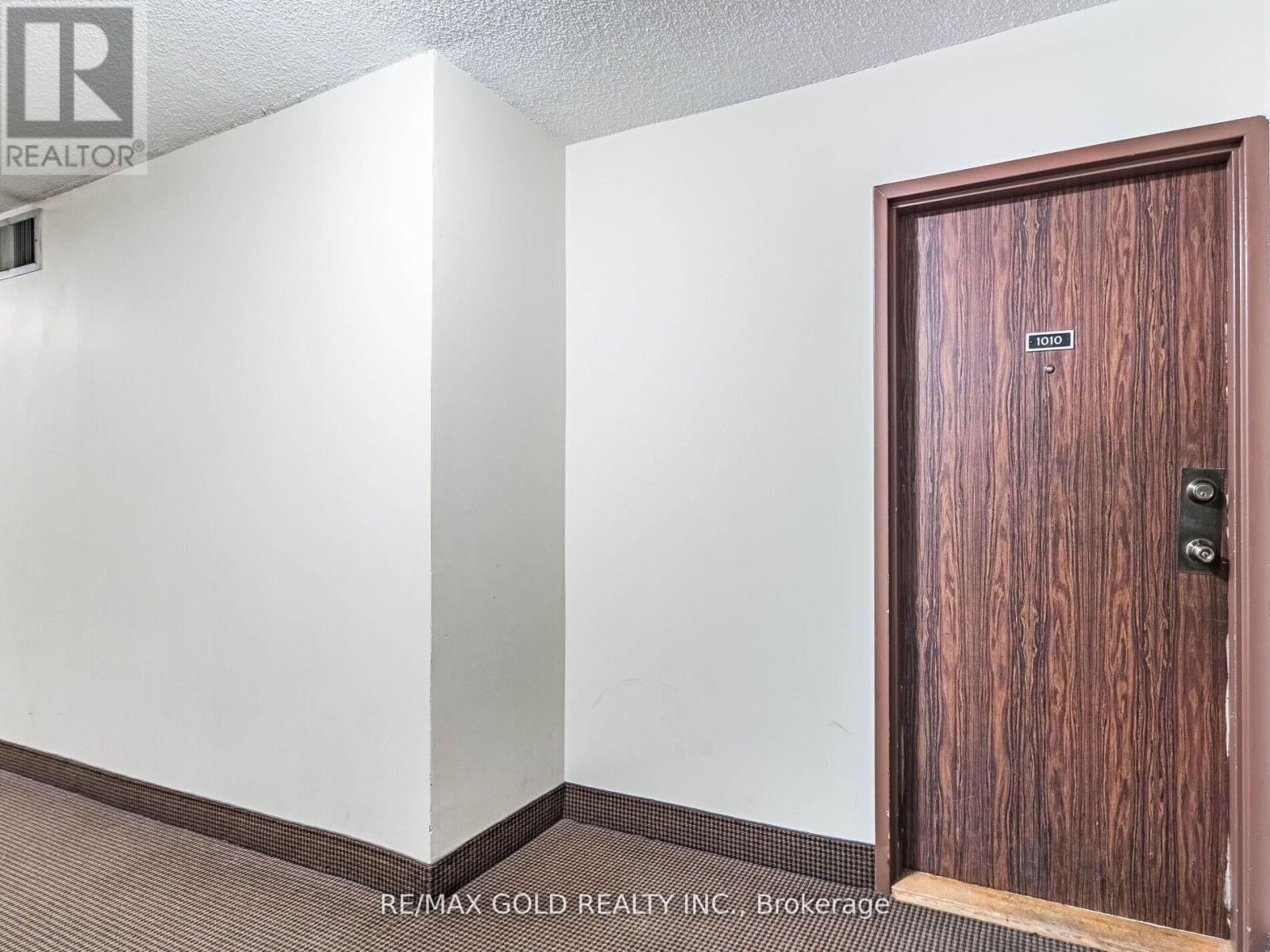 Apartment at 1010 - 17 KNIGHTSBRIDGE ROAD, Brampton