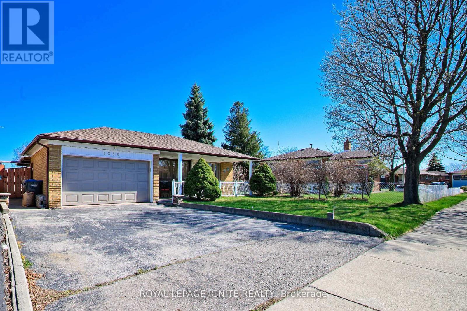 Detached at 3350 LEHIGH CRESCENT W, Mississauga (Malton)