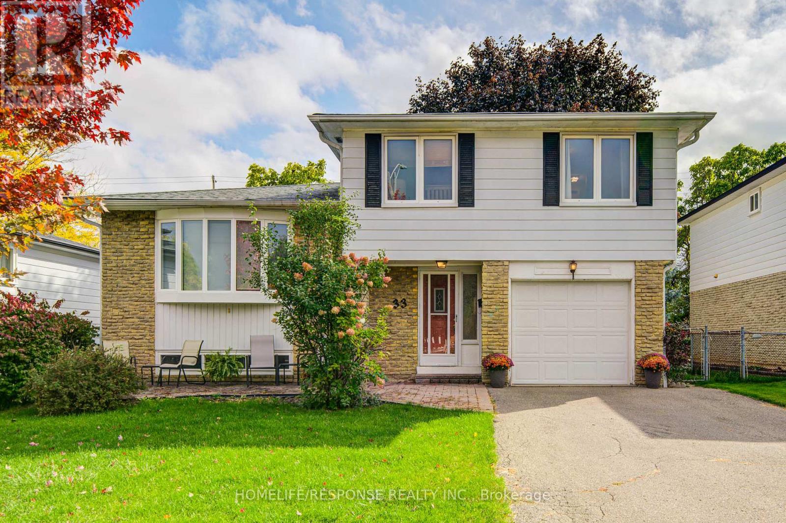 Detached at 33 GROVELAND CRESCENT, Brampton (Northgate)