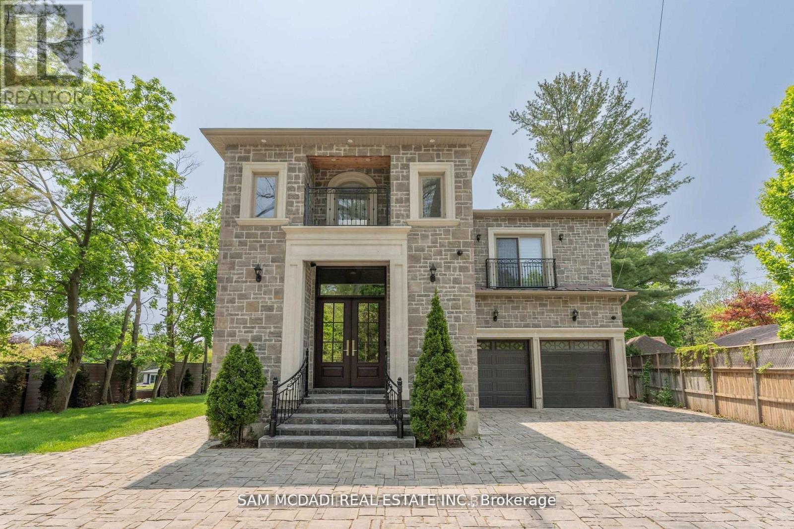 Detached at 1138 GARDEN ROAD, Mississauga (Lorne Park)