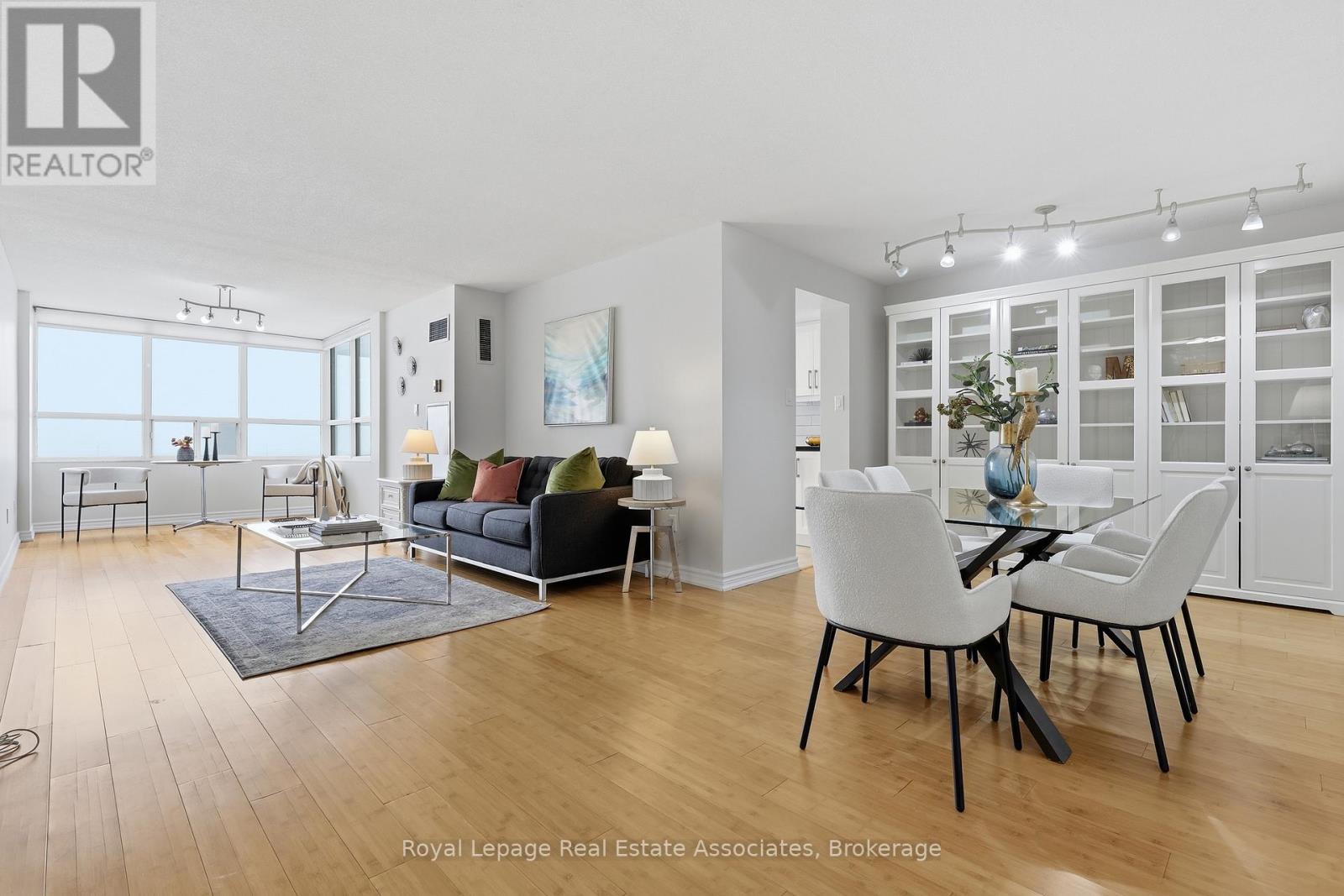 Apartment at 1401 - 10 MALTA AVENUE, Brampton (Fletcher's Creek South)