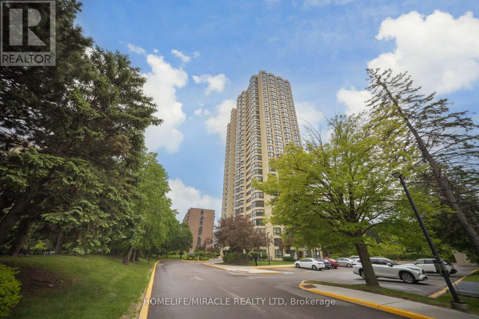 Apartment at 1802 - 8 LISA STREET, Brampton (Queen Street Corridor)