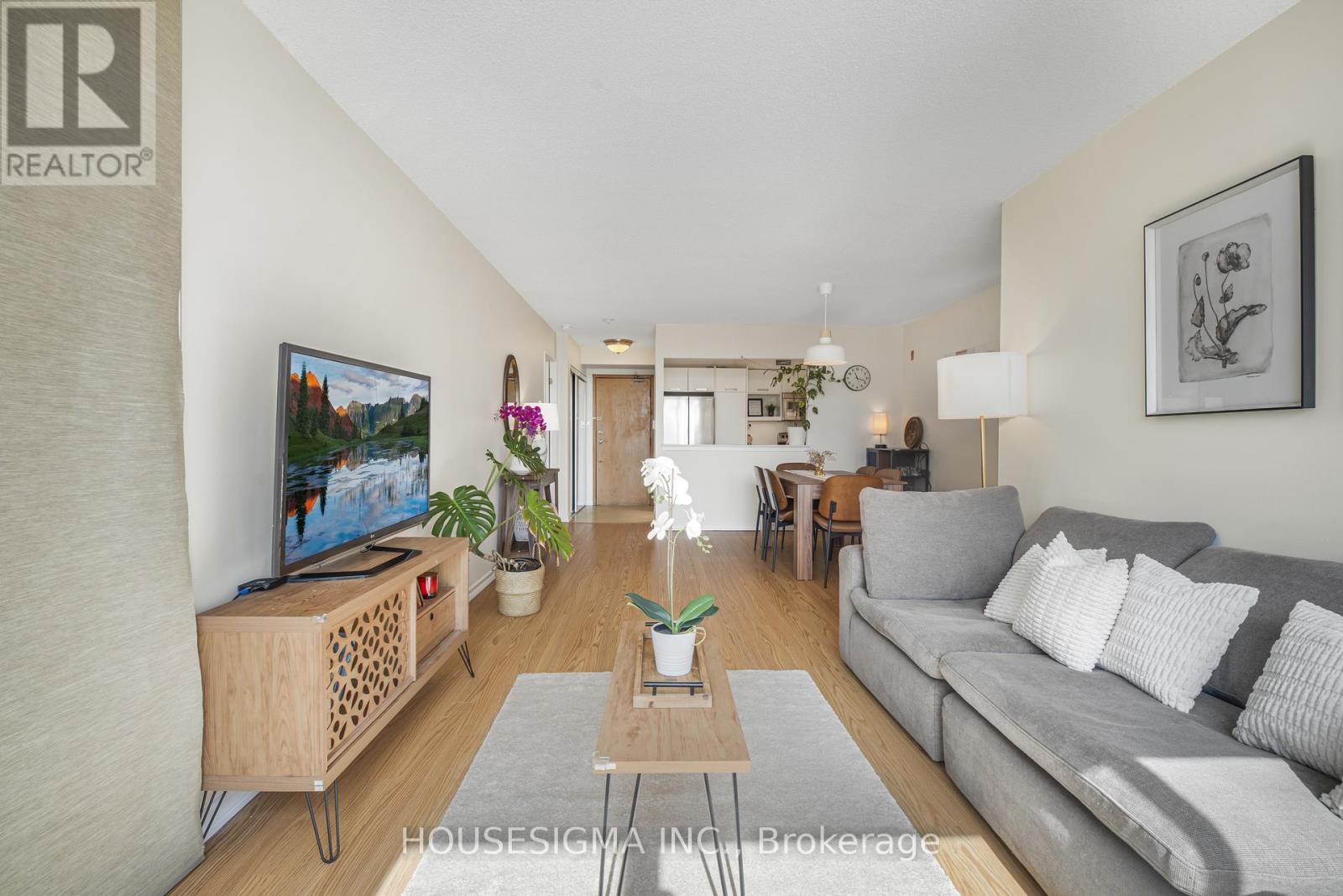 Apartment at 438 - 22 SOUTHPORT STREET, Toronto (High Park-Swansea)