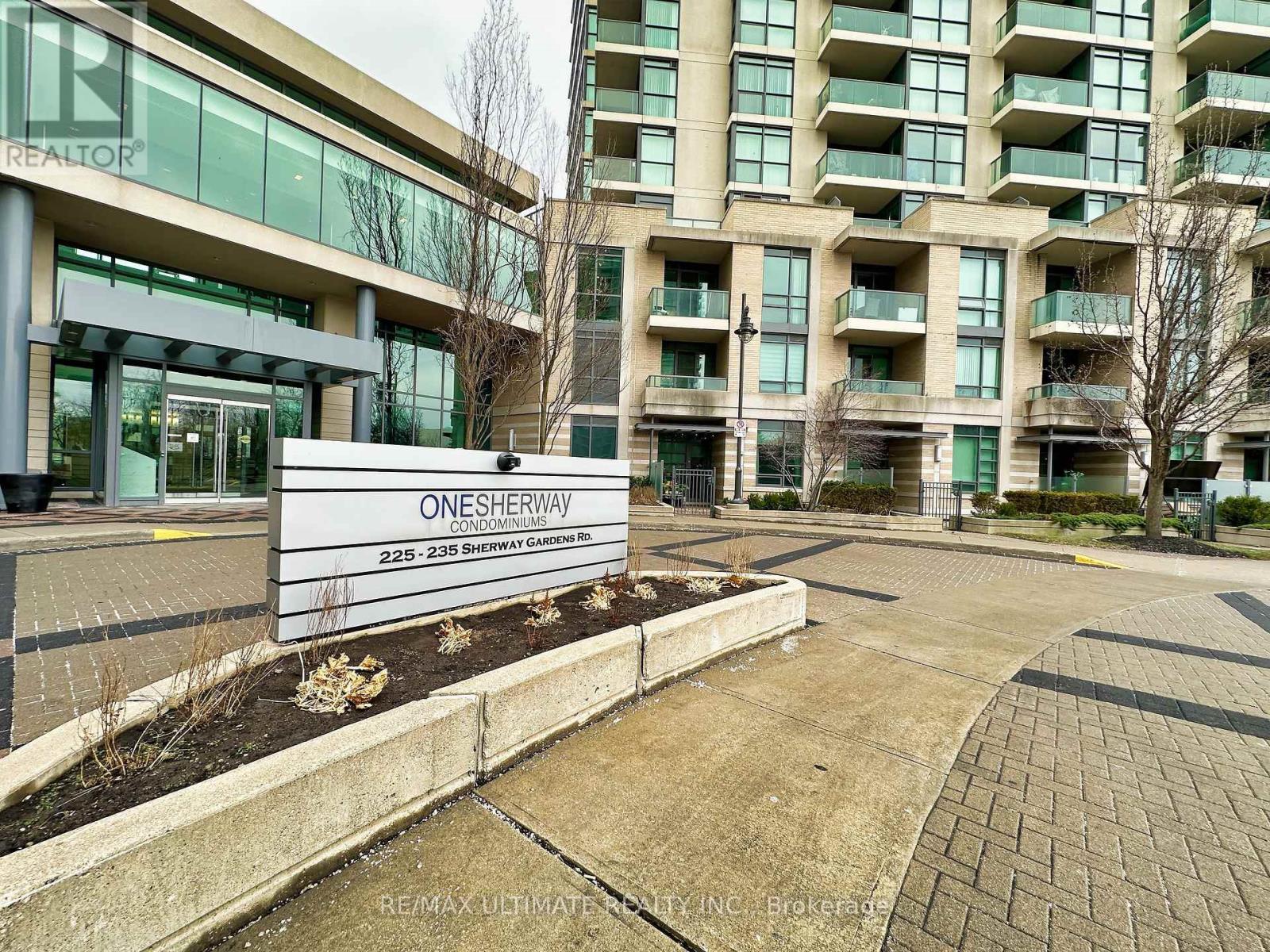 Apartment at 2411 - 235 SHERWAY GARDENS ROAD, Toronto (Islington-City Centre West)
