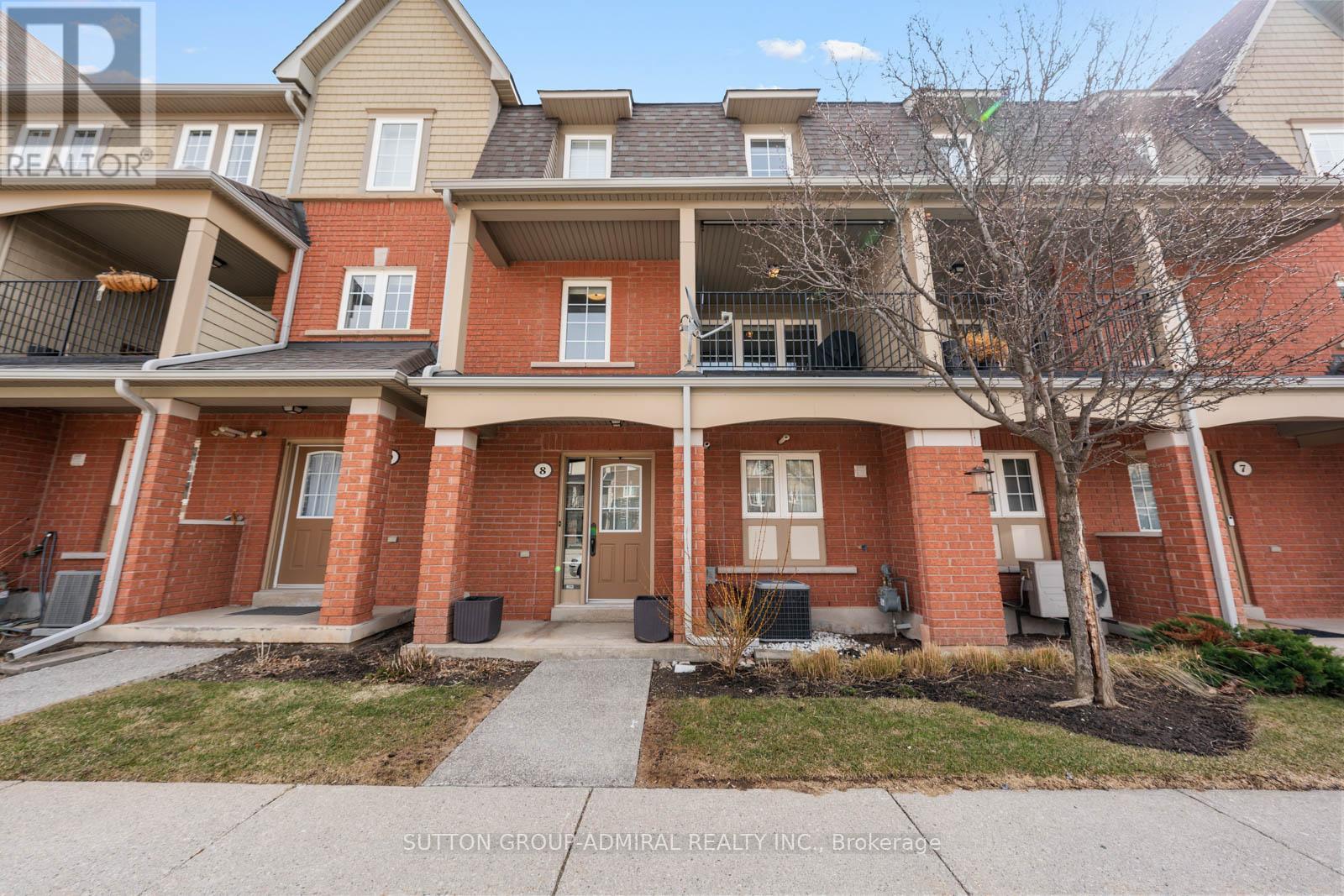 Townhouse at 8 - 2341 PARKHAVEN BOULEVARD, Oakville (RO River Oaks)