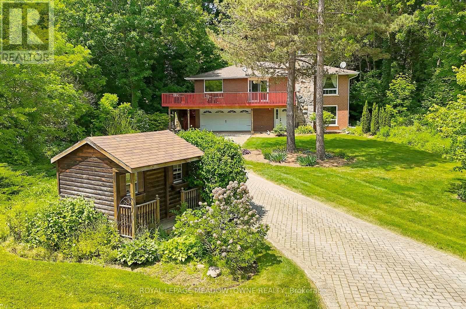 Detached at 4 ANN STREET, Halton Hills (Georgetown)