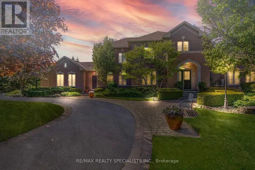 Detached at 11 BRIDLEWOOD BOULEVARD, Halton Hills
