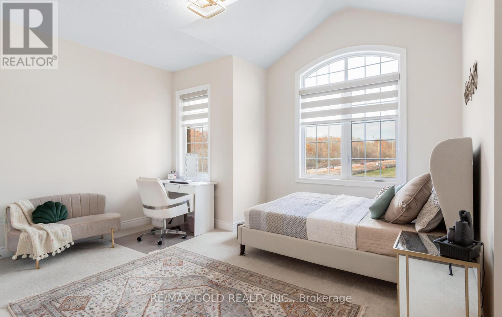 Detached at 10 SETTLERS ROAD E, Oakville