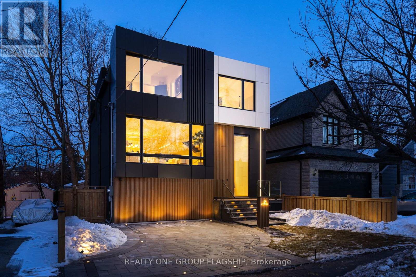 Detached at 7 BENTLEY DRIVE, Toronto (Stonegate-Queensway)