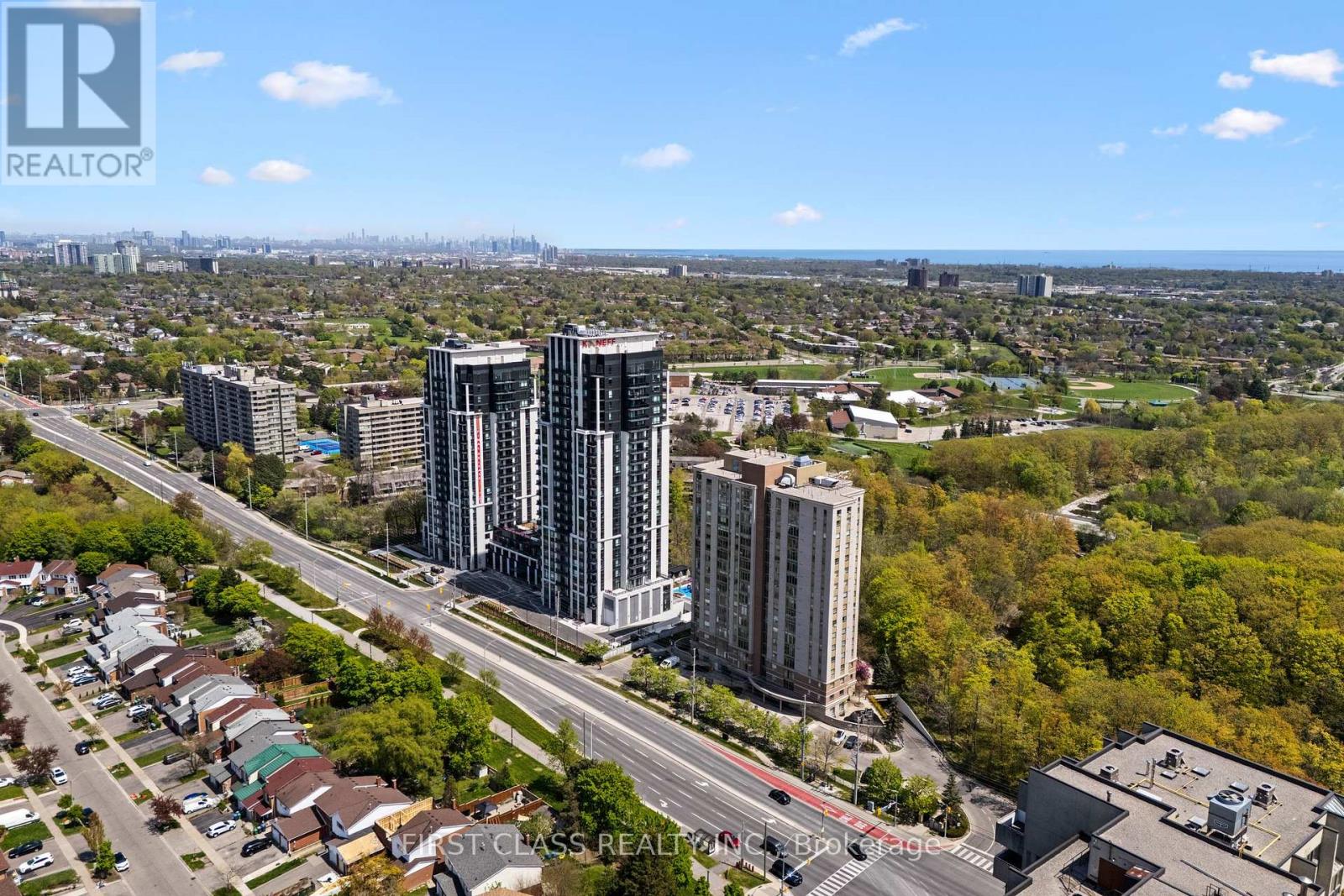 Apartment at 905 - 200 BURNHAMTHORPE ROAD E, Mississauga (Mississauga Valleys)