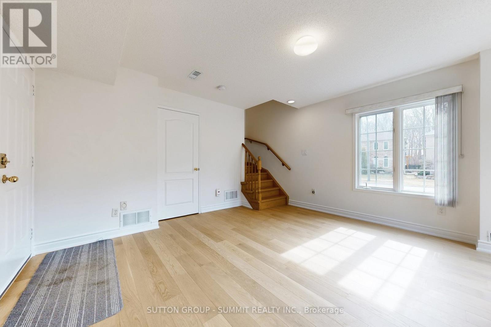 Townhouse at 1591 WOODHENGE WAY, Mississauga
