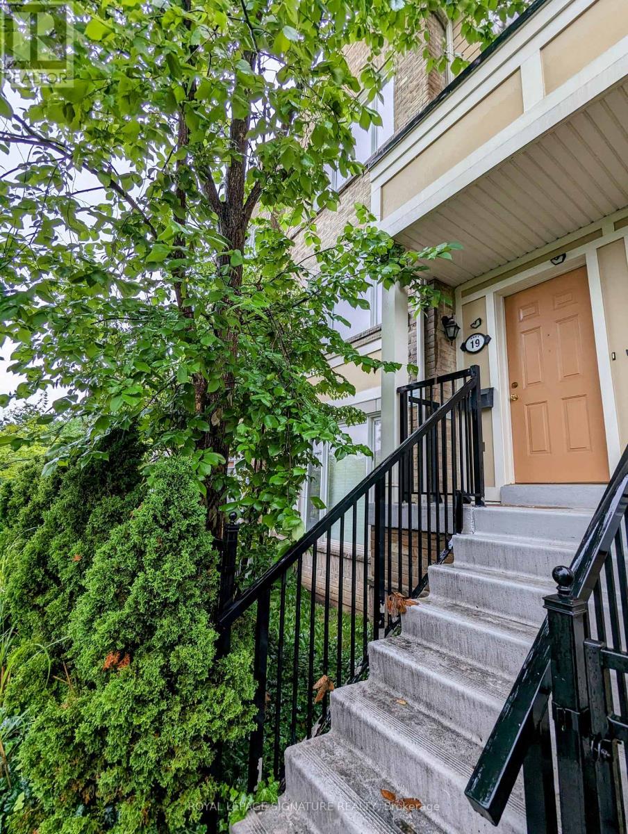 Townhouse at 19 - 4861 HALFMOON GROVE S, Mississauga (Churchill Meadows)