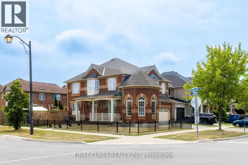 Detached at 802 YATES DRIVE, Milton (CO Coates)