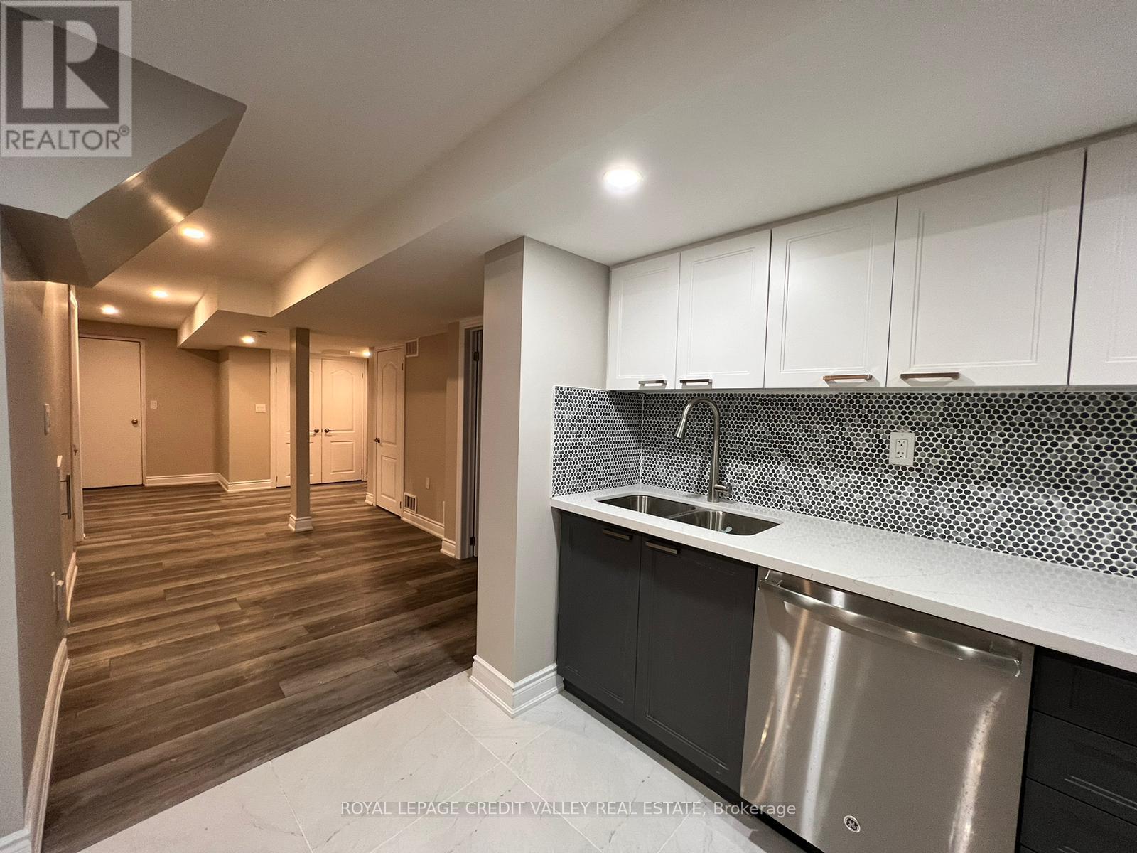 Detached at 62 EAGLERIDGE DRIVE, Brampton (Brampton North)
