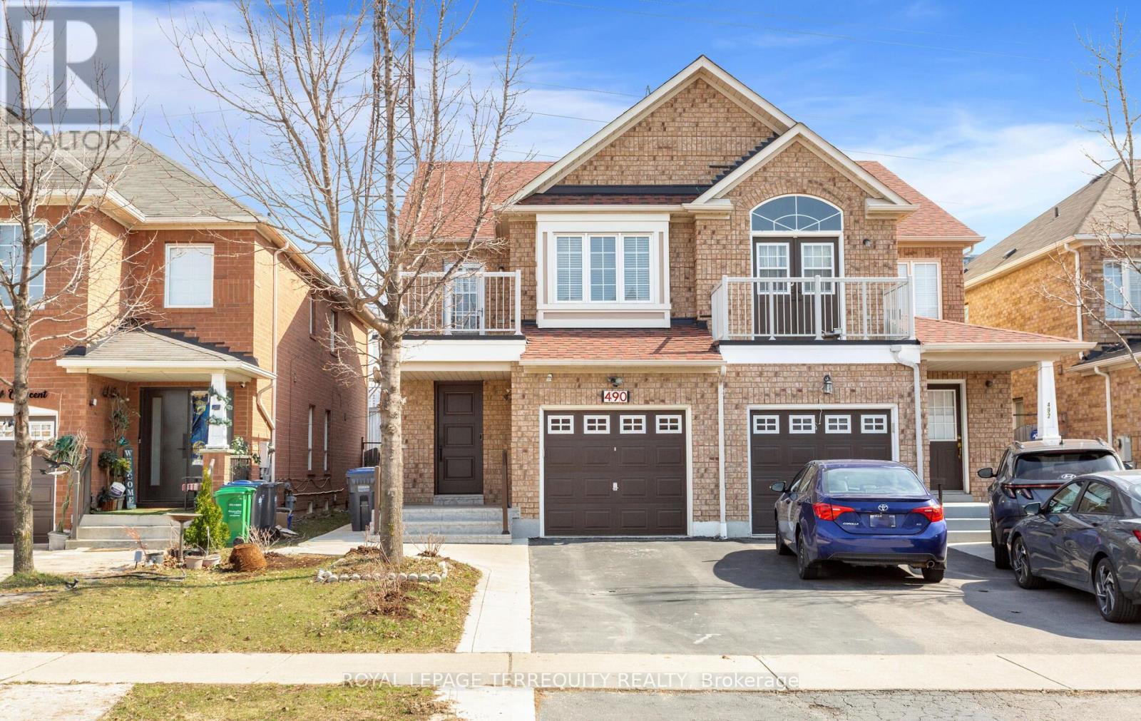 Semi-Detached/Link at 490 ORANGE WALK CRESCENT, Mississauga (Hurontario)