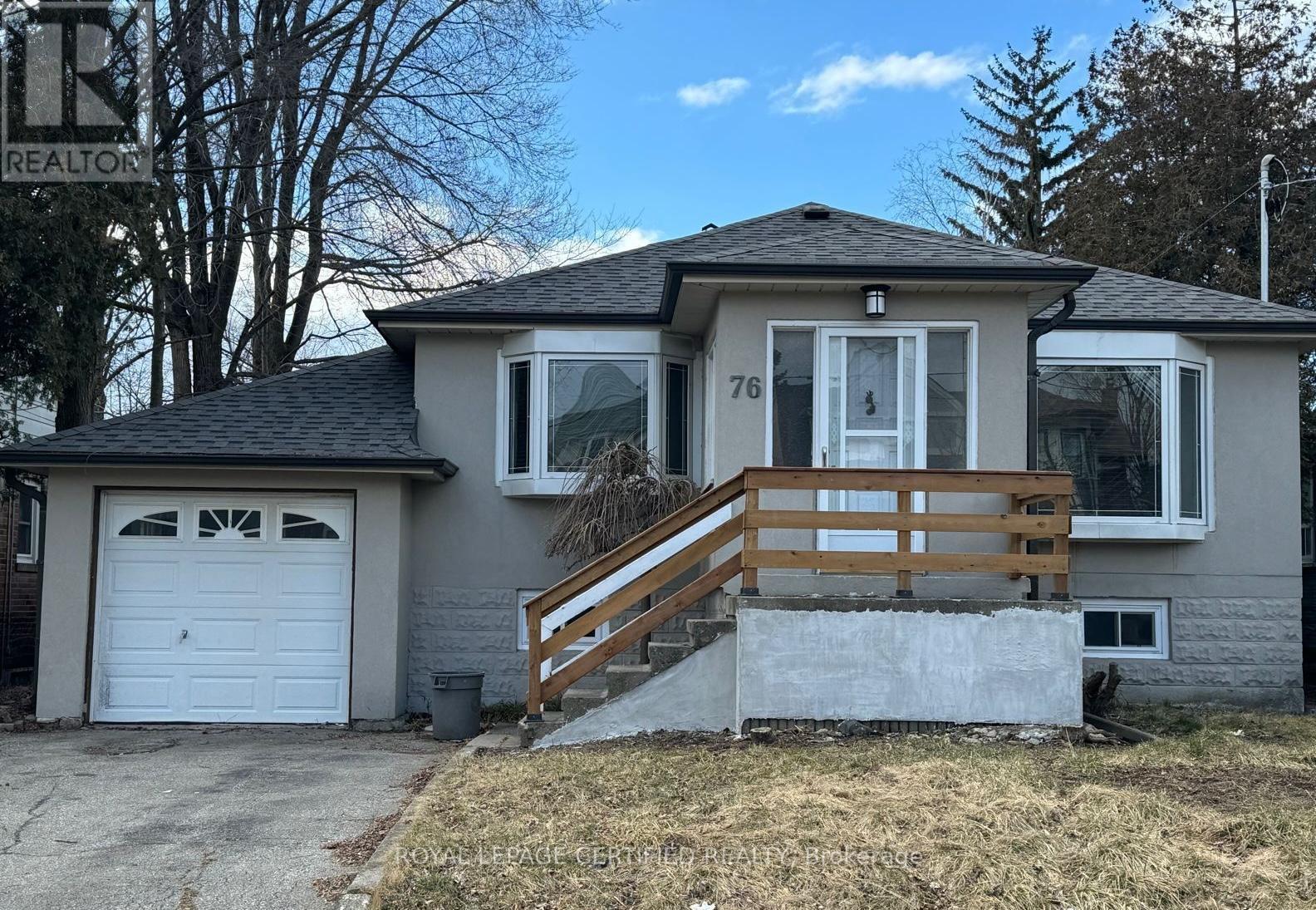 Detached at UPPER FLOOR - 76 THIRTY EIGHTH STREET, Toronto (Long Branch)