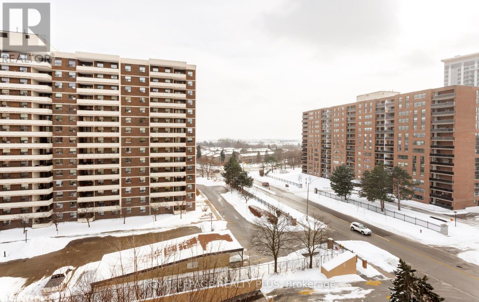 Apartment at 803 - 5 LISA STREET, Brampton