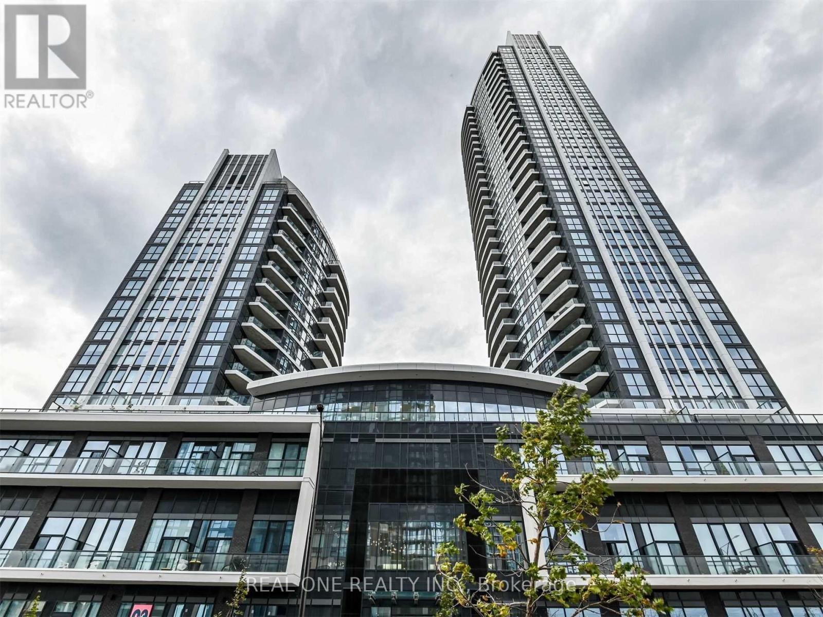 Apartment at 403 MASTER~BEDROOM - 65 WATERGARDEN DRIVE, Mississauga (Hurontario)