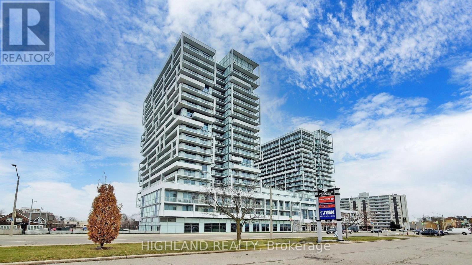 Apartment at 306 - 55 SPEERS ROAD, Oakville (CO Central)