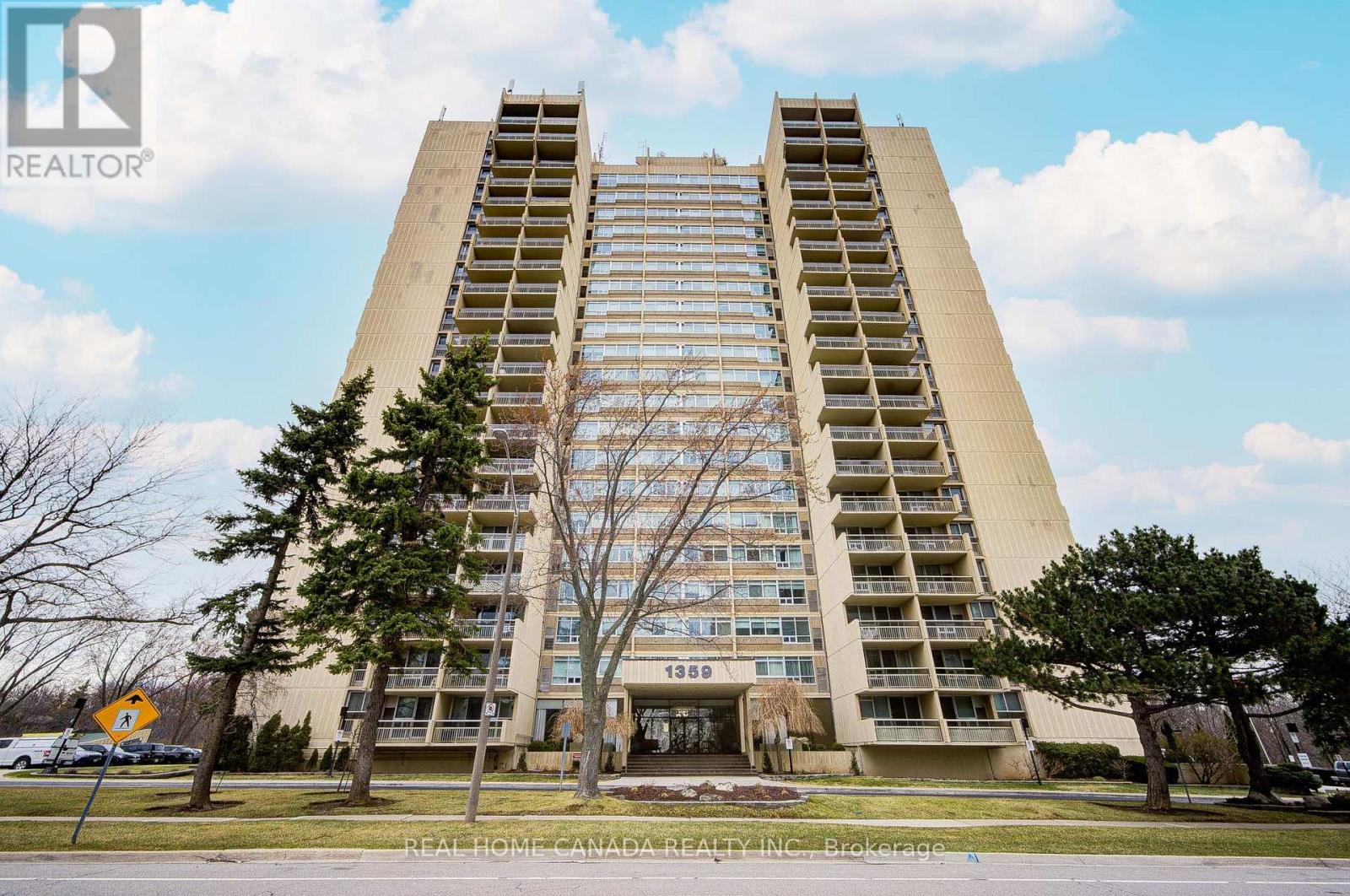 Apartment at 708 - 1359 WHITE OAKS BOULEVARD, Oakville (FA Falgarwood)