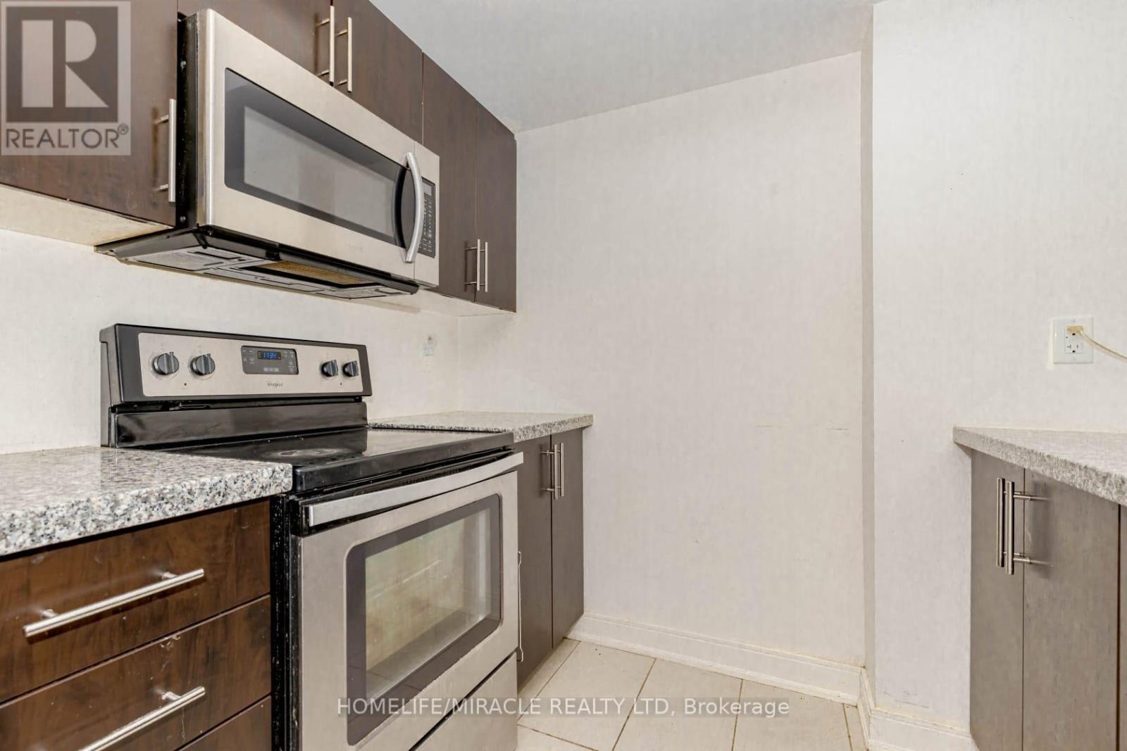 Townhouse at 29 - 100 DUFAY ROAD, Brampton