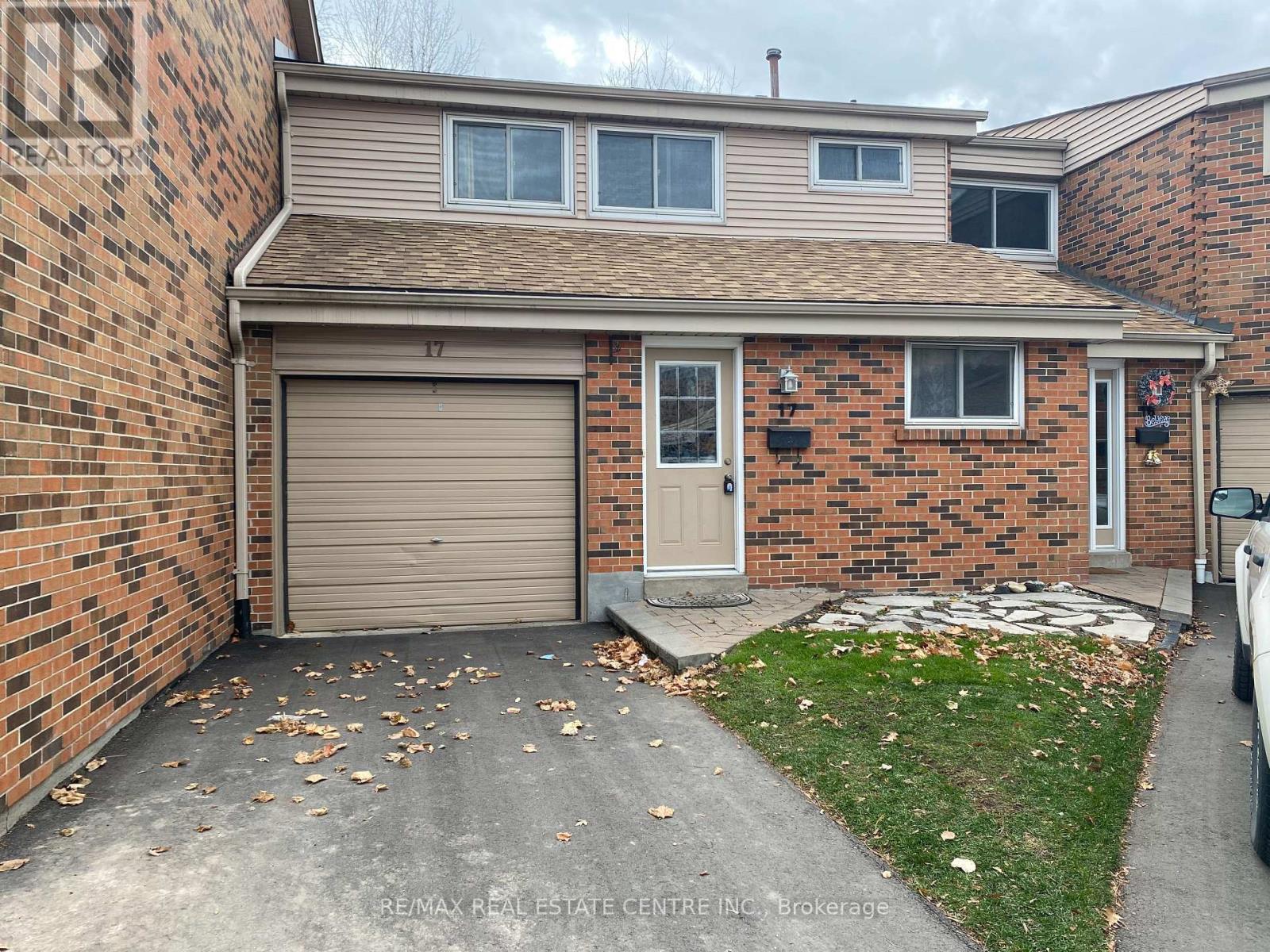 Townhouse at 17 - 2755 WINDWOOD DRIVE, Mississauga (Meadowvale)