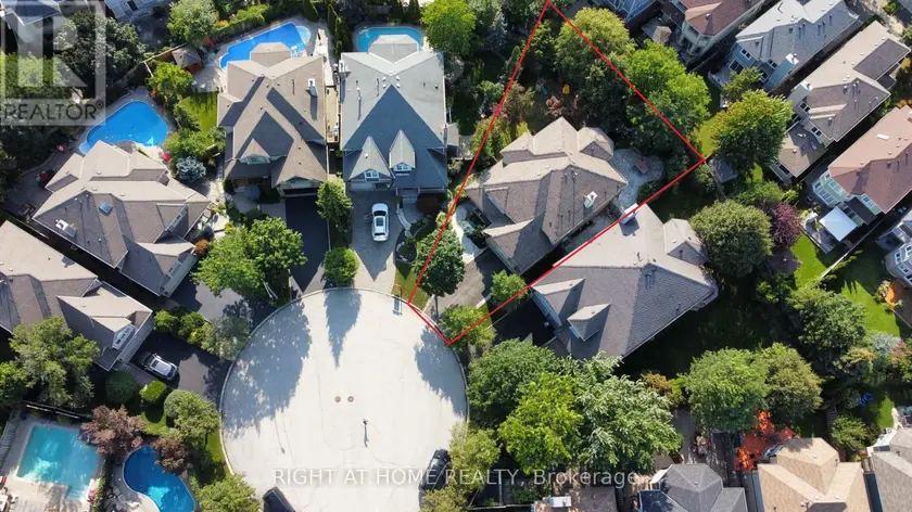 Detached at 2623 CHARLOTTE COURT, Mississauga