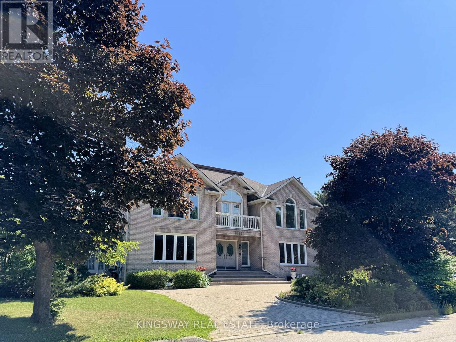 Detached at 4040 LOOKOUT COURT, Mississauga (Rathwood)