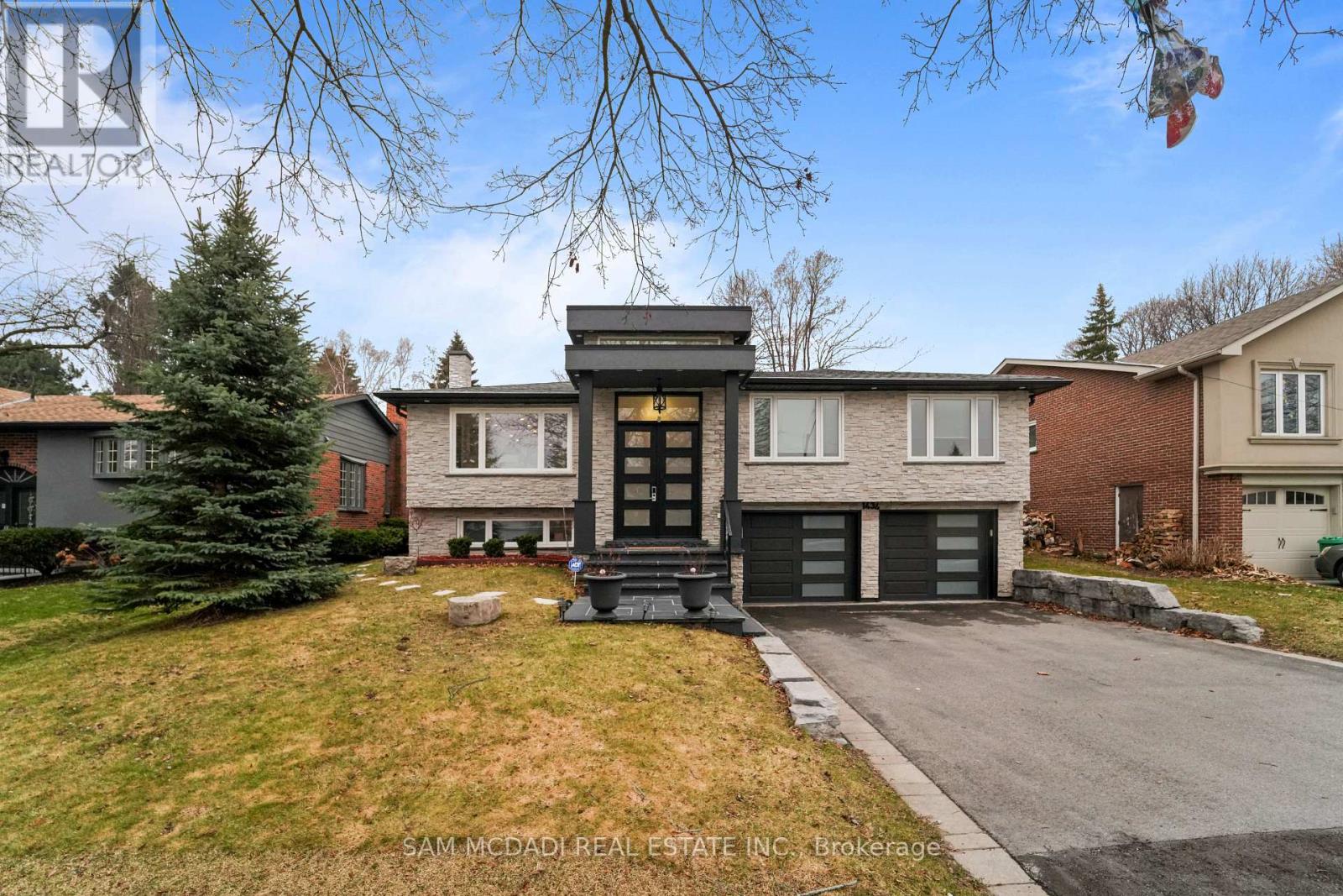 Detached at 1434 PETRIE WAY, Mississauga (Clarkson)